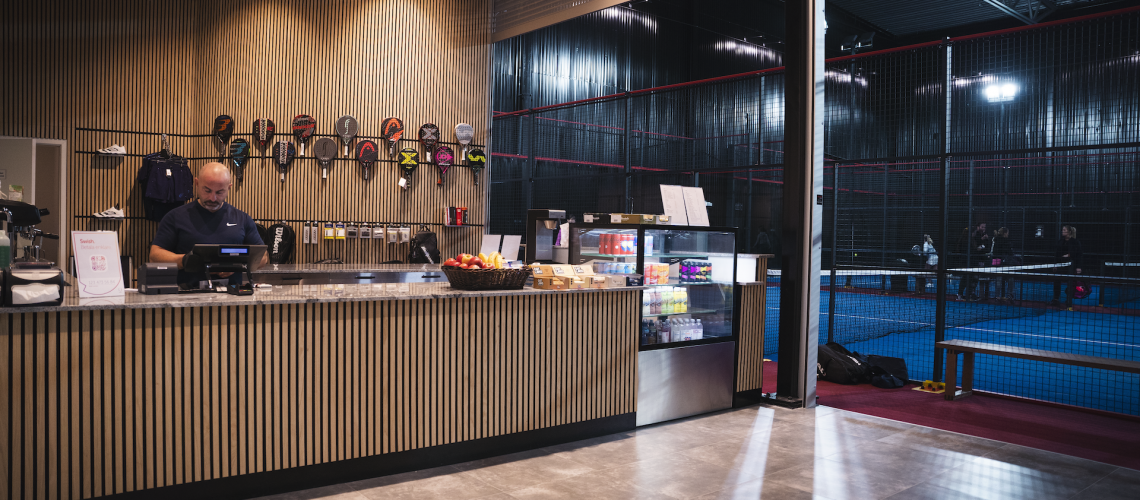 Cafeteria och shop padelanläggning Järfälla